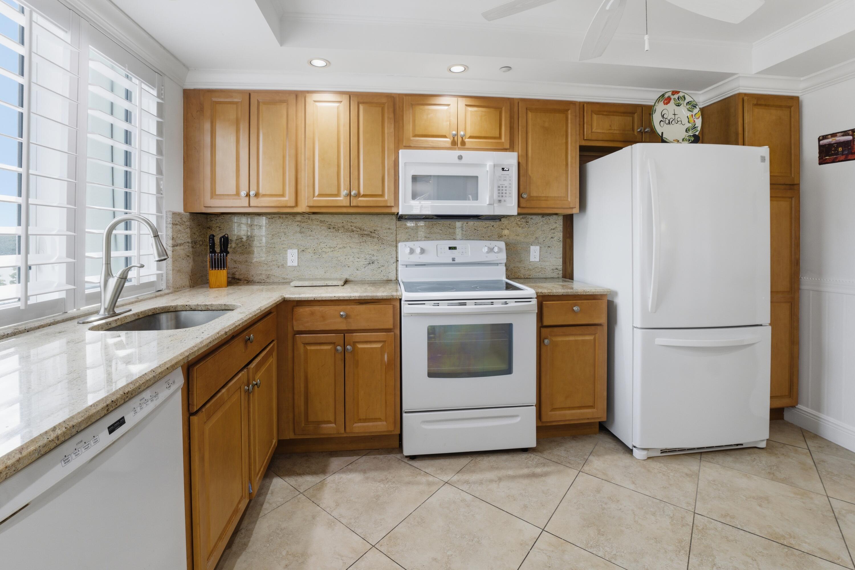 375 Beach #201, Tequesta FL 33469