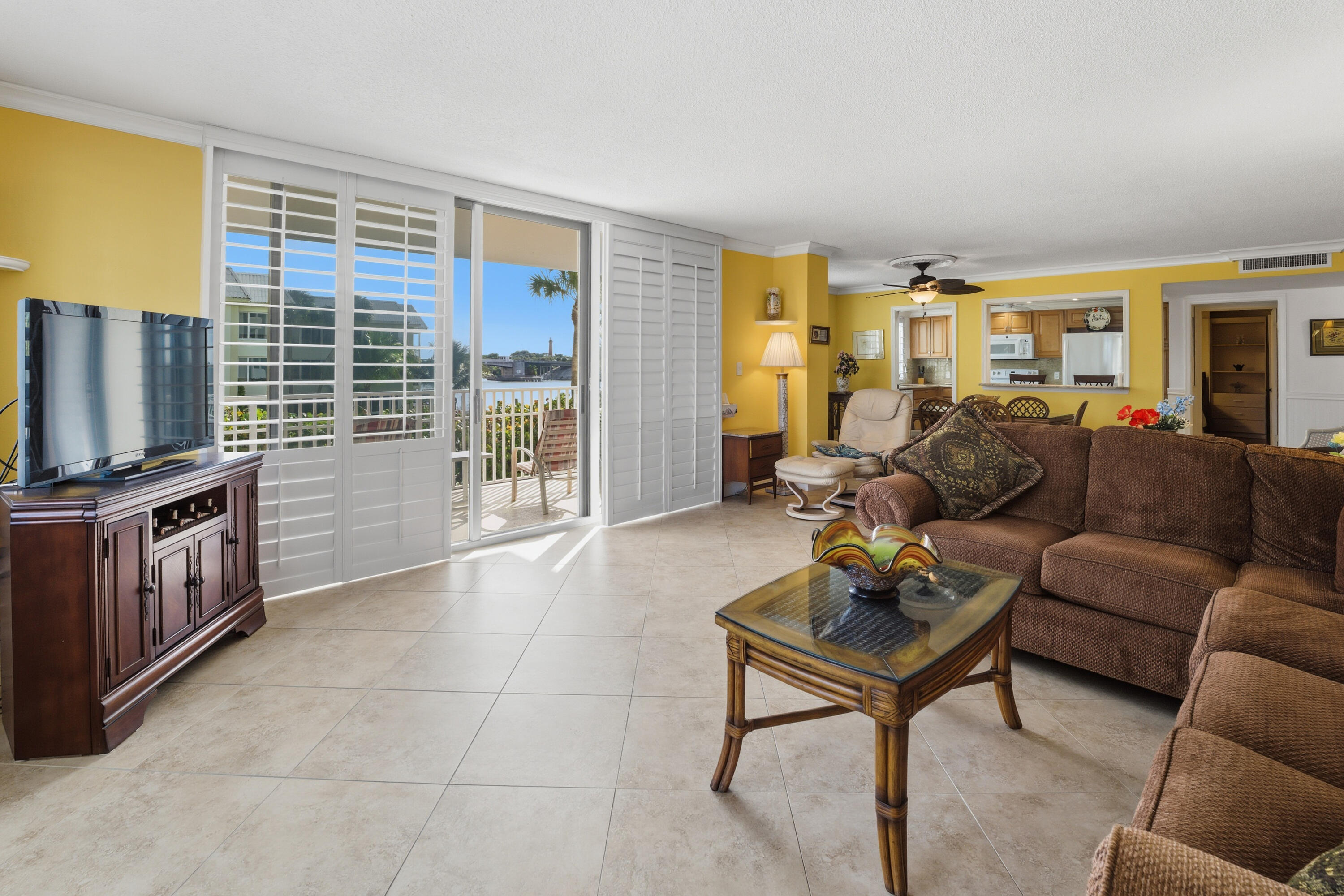 375 Beach #201, Tequesta FL 33469