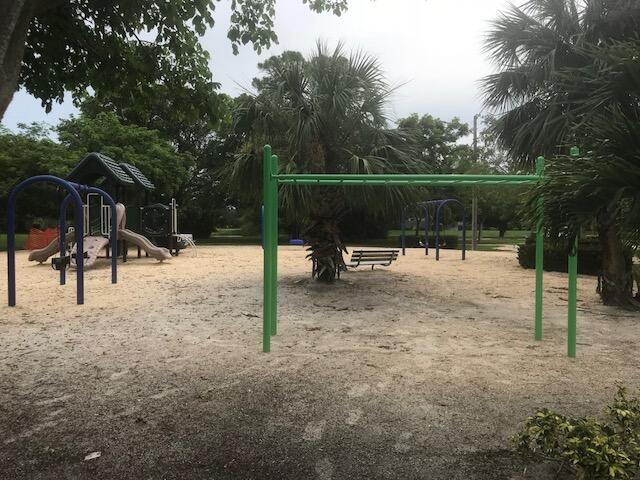 1705 17th Lane, Palm Beach Gardens FL 33418