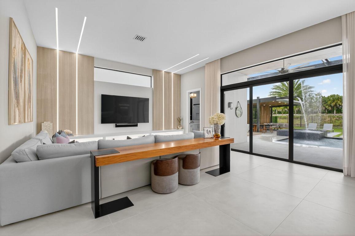 9083 Benedetta, Boca Raton FL 33496