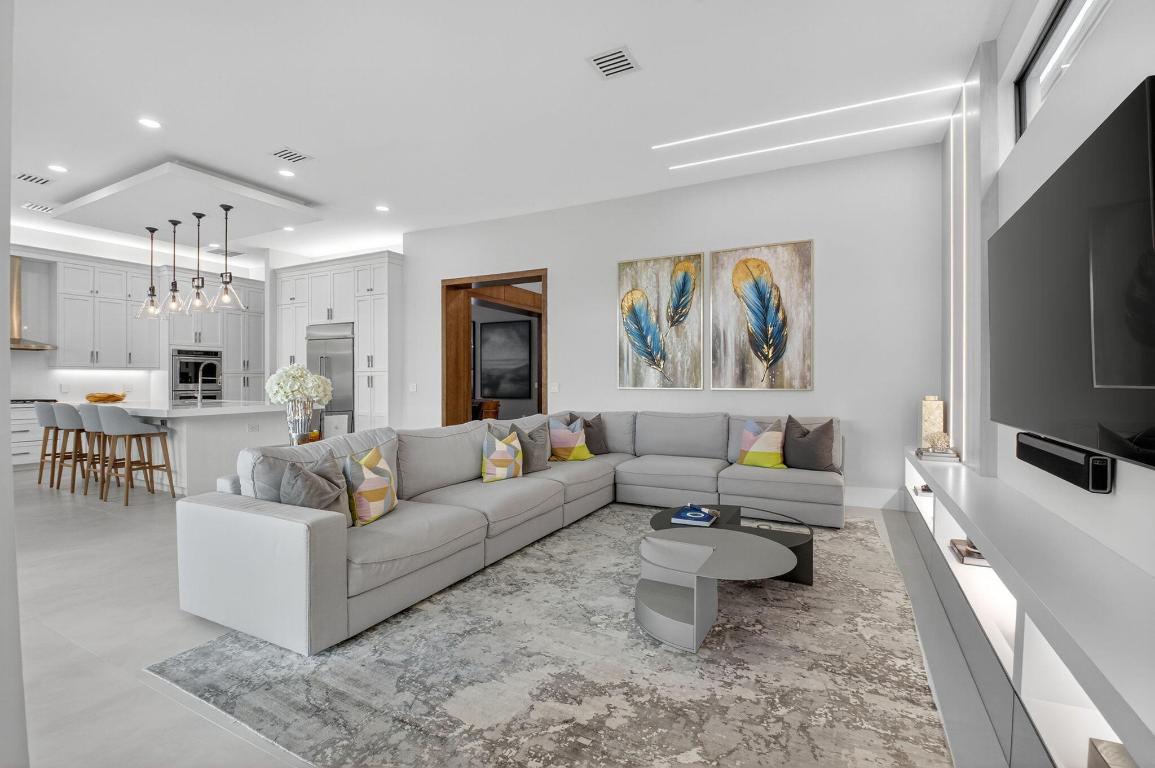 9083 Benedetta, Boca Raton FL 33496