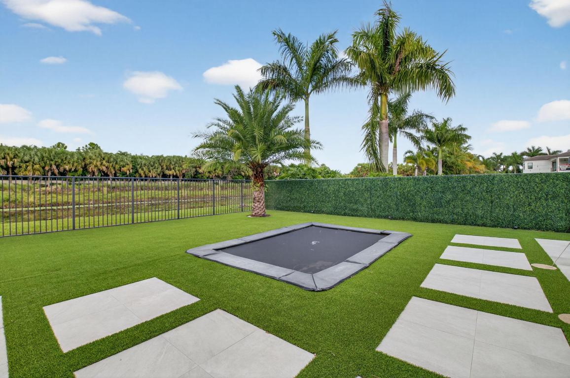 9083 Benedetta, Boca Raton FL 33496