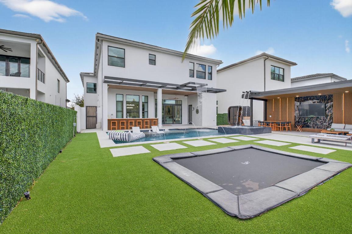 9083 Benedetta, Boca Raton FL 33496