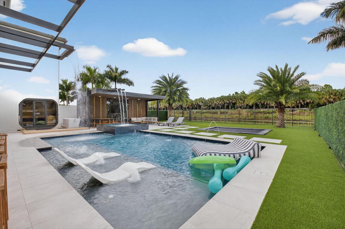 9083 Benedetta, Boca Raton FL 33496