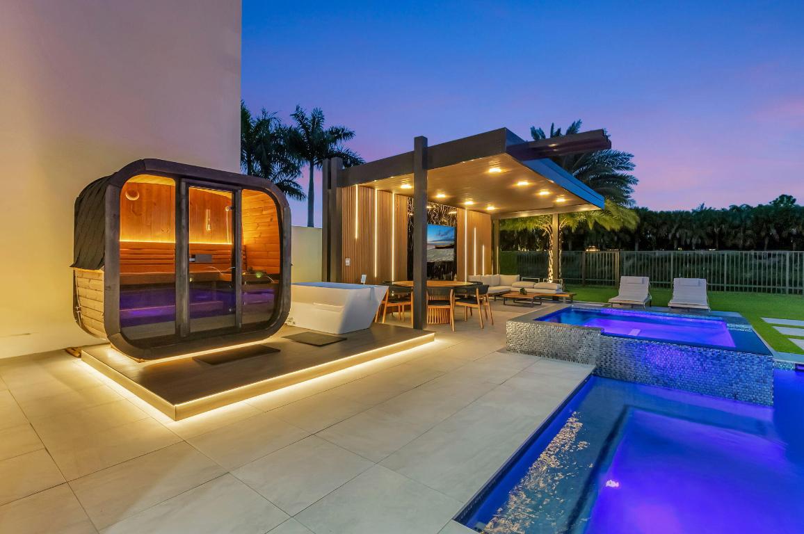 9083 Benedetta, Boca Raton FL 33496