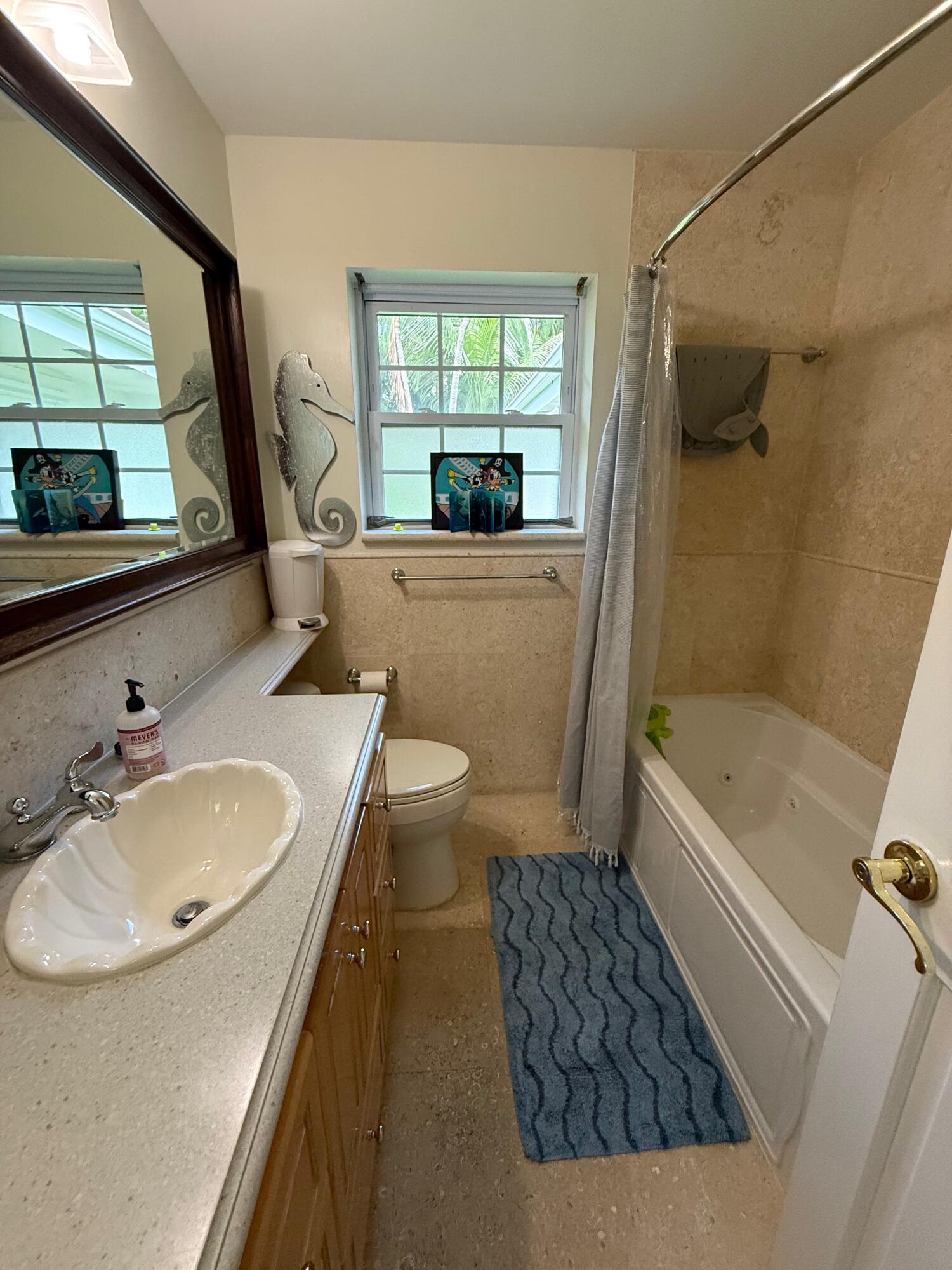 222 Miraflores, Palm Beach FL 33480