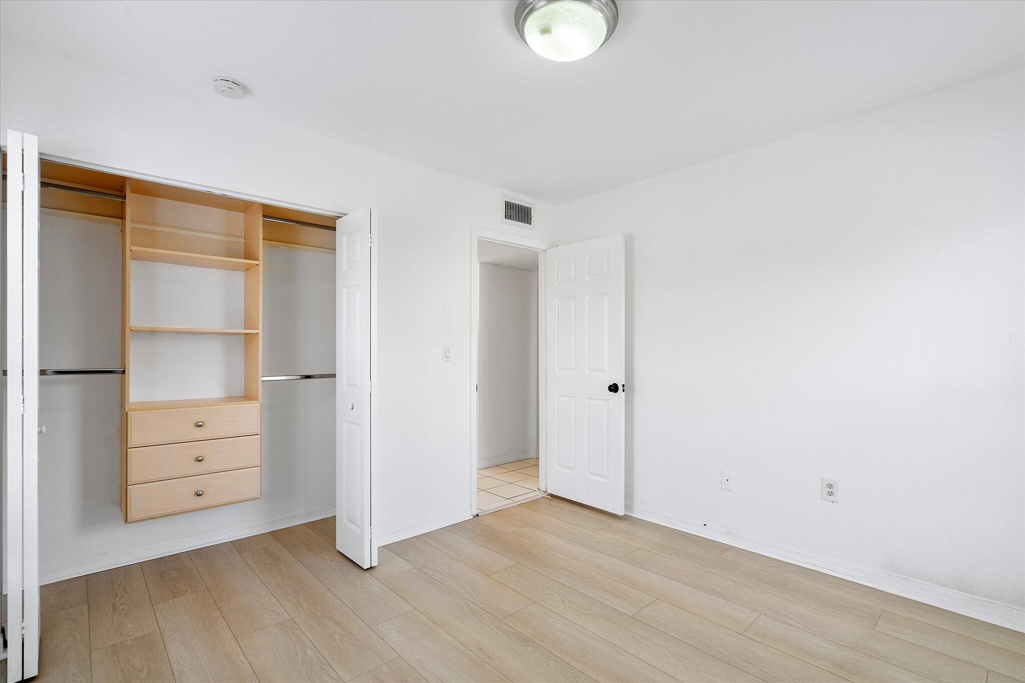 2138 SW 6th #301, Miami FL 33135