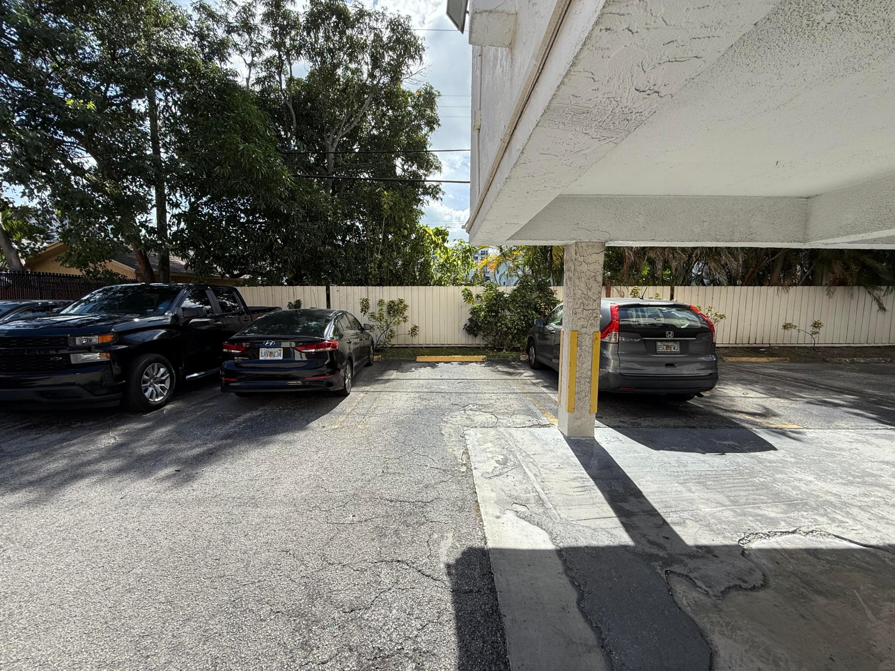 2138 SW 6th #301, Miami FL 33135