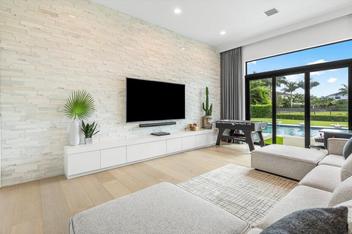 9276 Biaggio, Boca Raton FL 33496