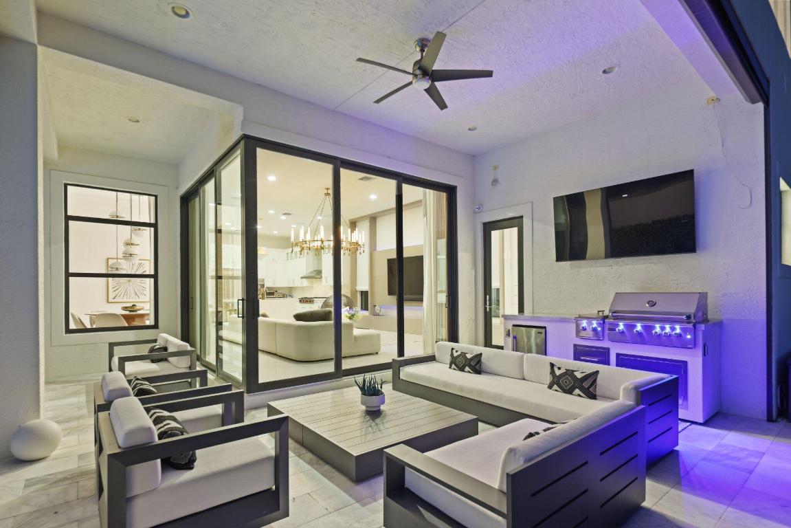 9276 Biaggio, Boca Raton FL 33496