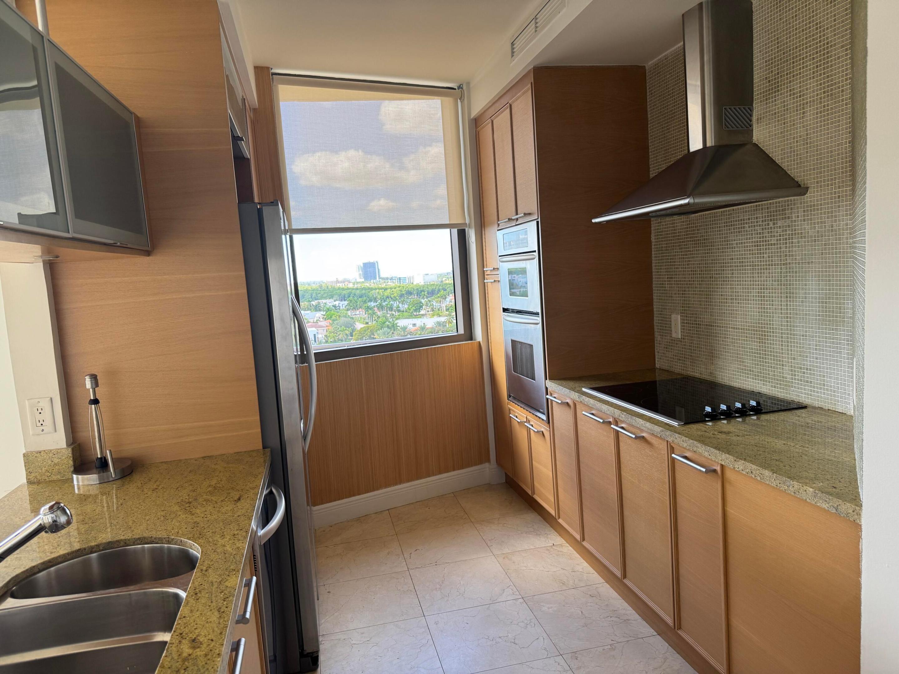 16275 Collins ##1004, Sunny Isles Beach FL 33160