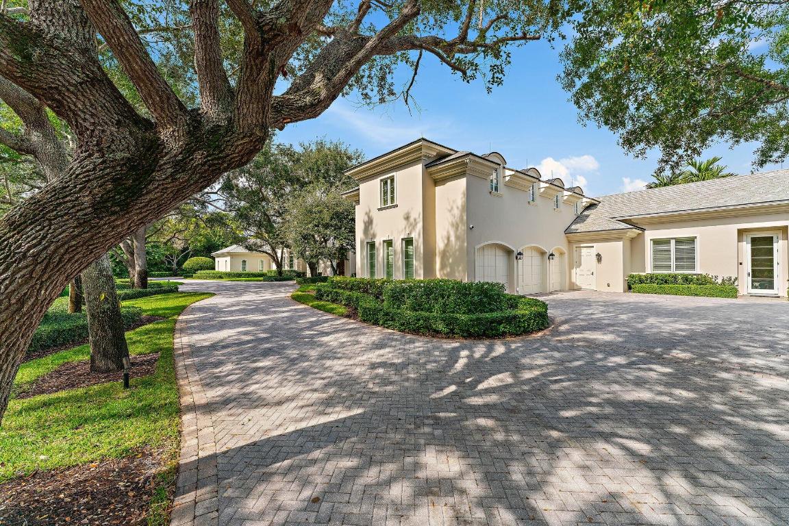 124 Bears Club, Jupiter FL 33477