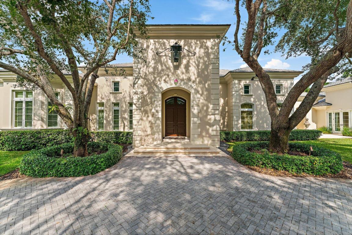 124 Bears Club, Jupiter FL 33477