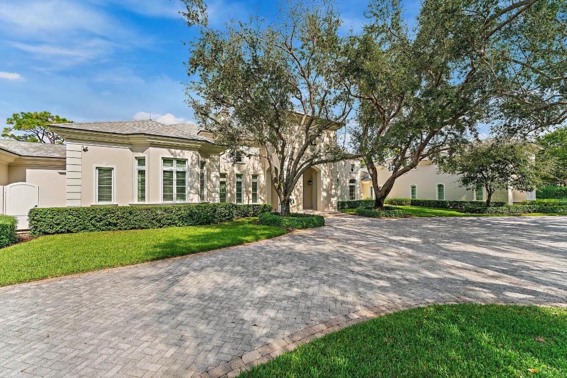 124 Bears Club, Jupiter FL 33477
