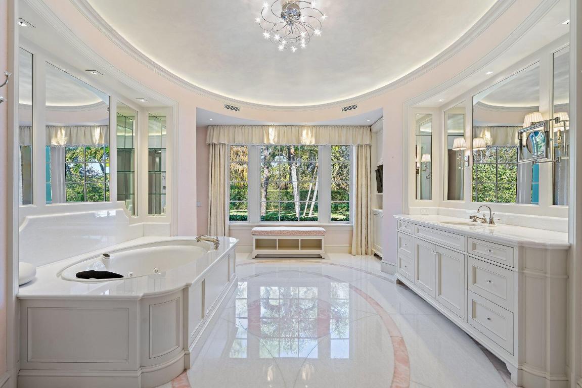 124 Bears Club, Jupiter FL 33477