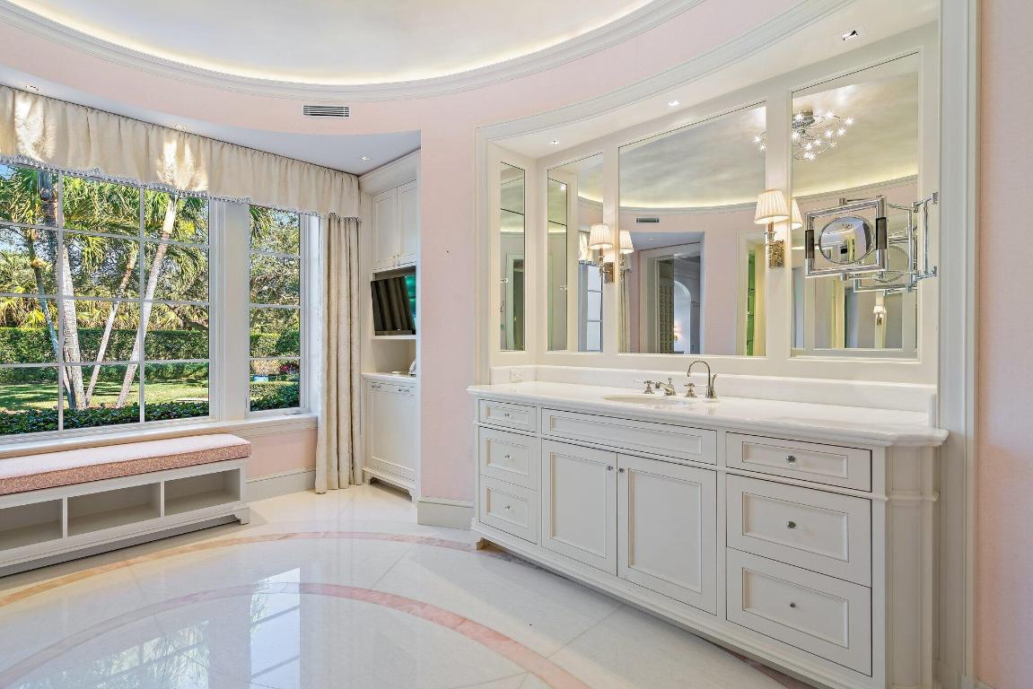 124 Bears Club, Jupiter FL 33477