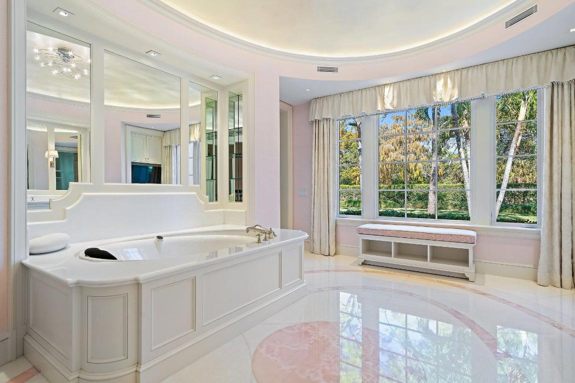 124 Bears Club, Jupiter FL 33477