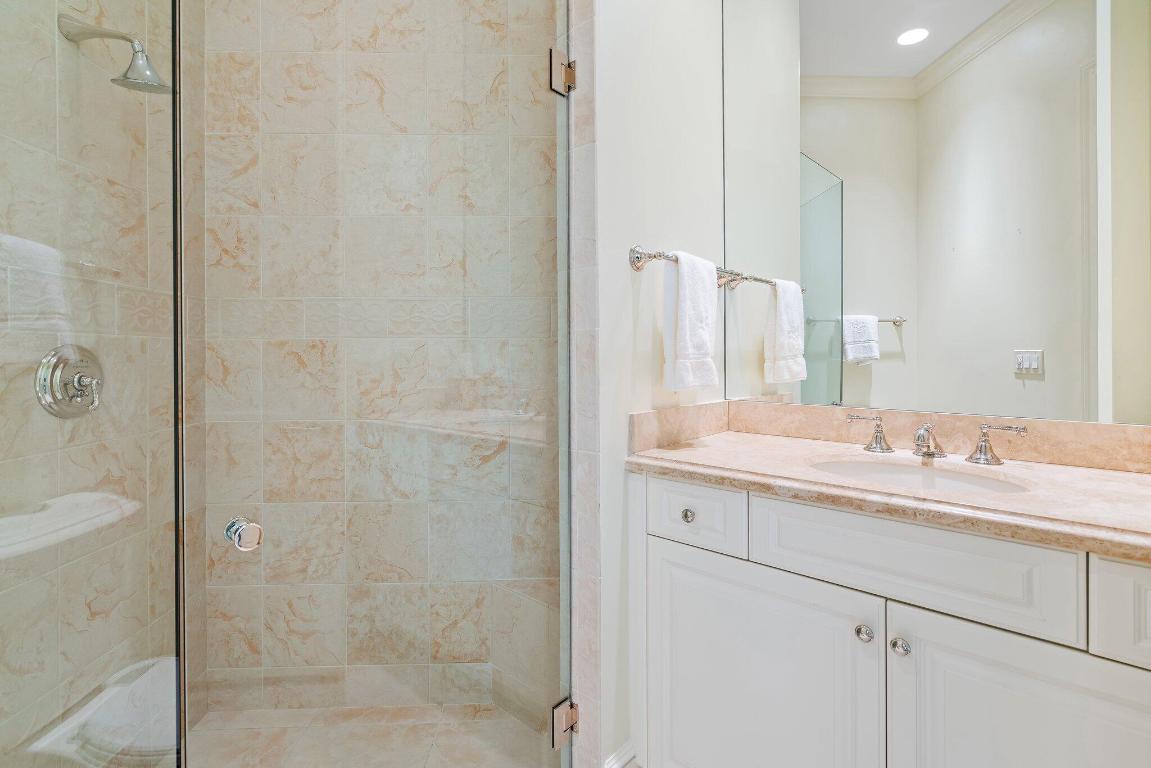 124 Bears Club, Jupiter FL 33477