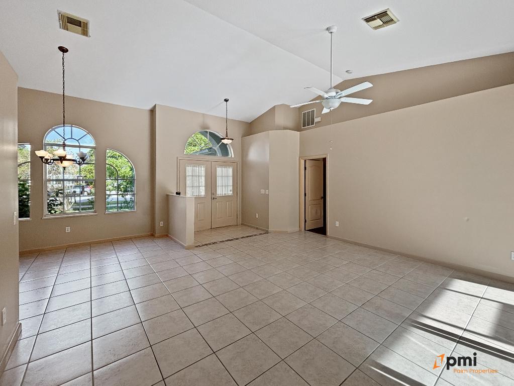 2820 SE Melaleuca, Port St Lucie FL 34952