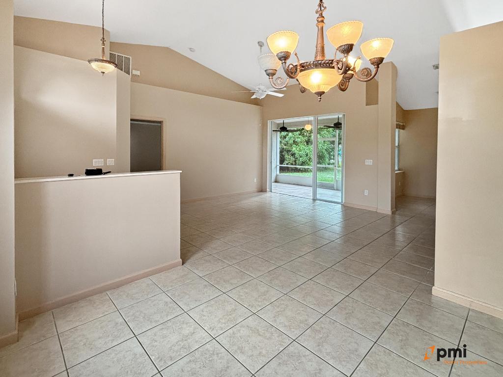 2820 SE Melaleuca, Port St Lucie FL 34952