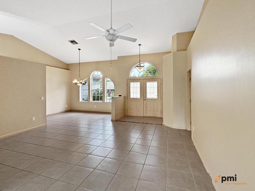 2820 SE Melaleuca, Port St Lucie FL 34952