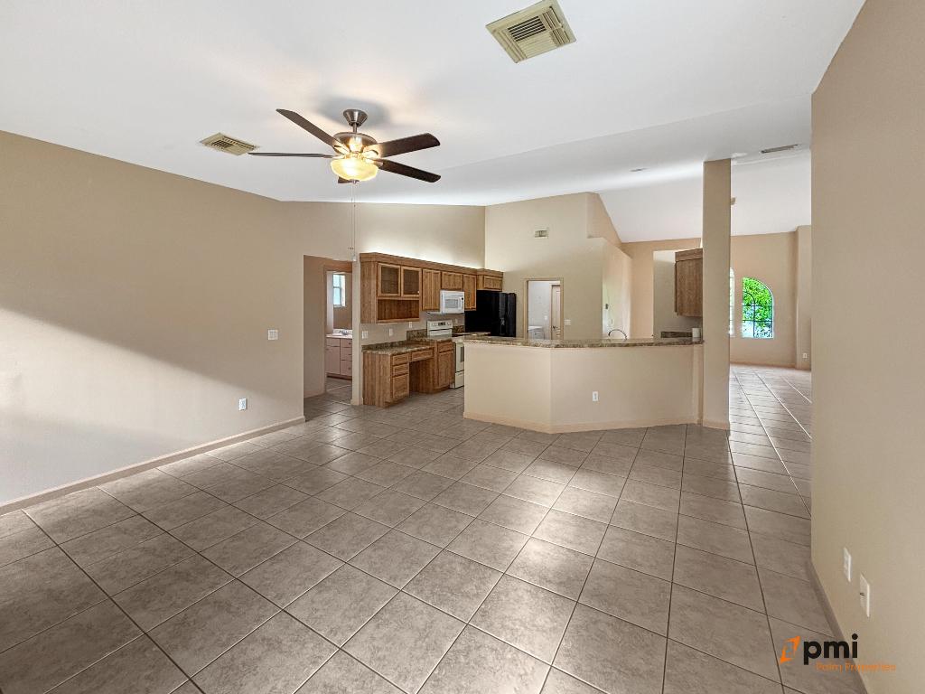 2820 SE Melaleuca, Port St Lucie FL 34952