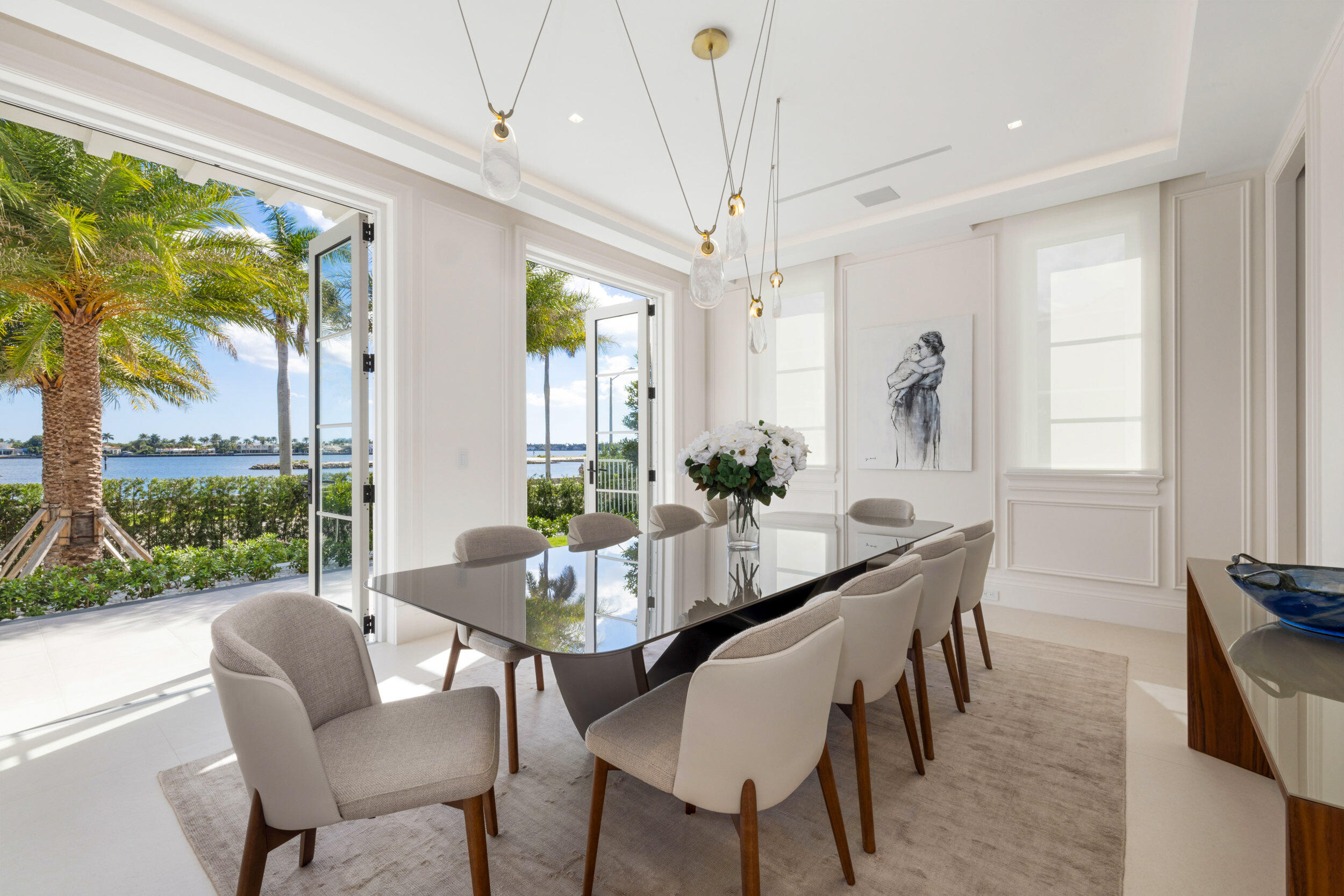 2415 S Flagler, West Palm Beach FL 33401