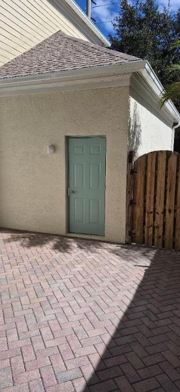 175 E Bay Cedar, Jupiter FL 33458