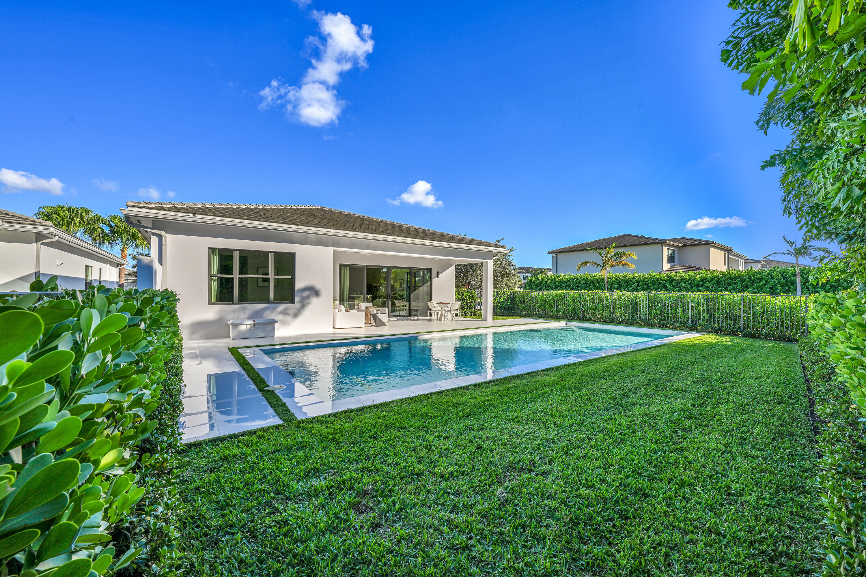 8538 Apple Falls, Boca Raton FL 33496