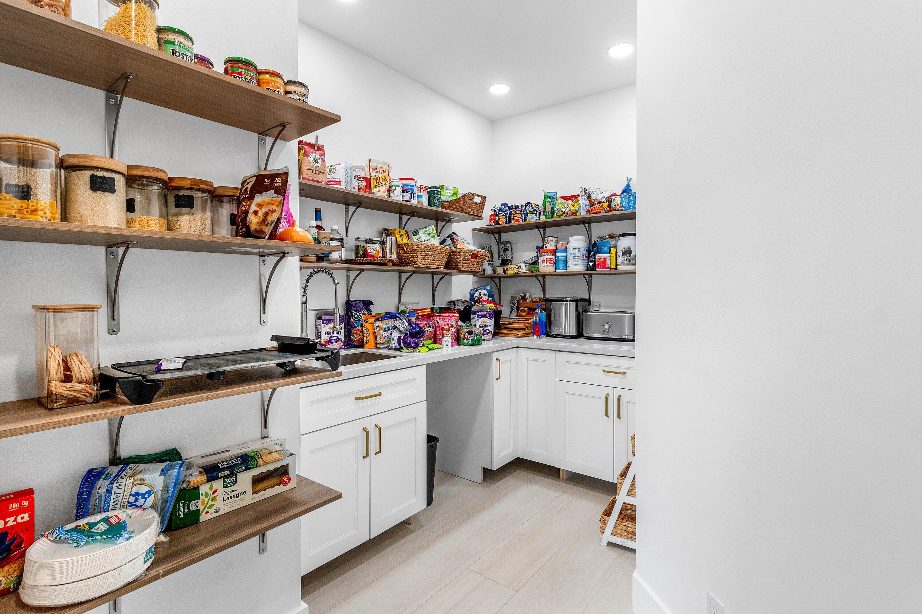 17600 E Fieldbrook, Boca Raton FL 33496