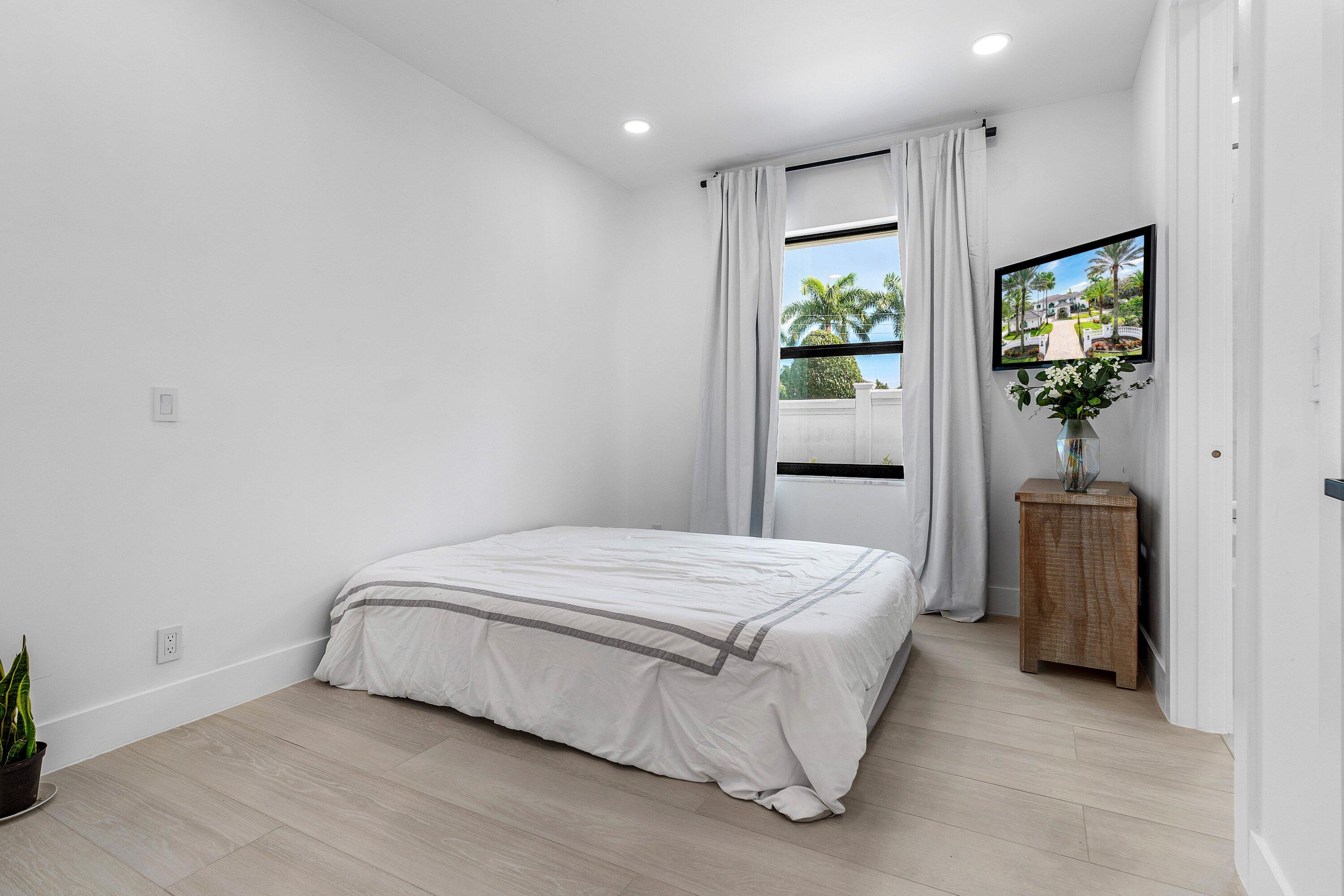 17600 E Fieldbrook, Boca Raton FL 33496
