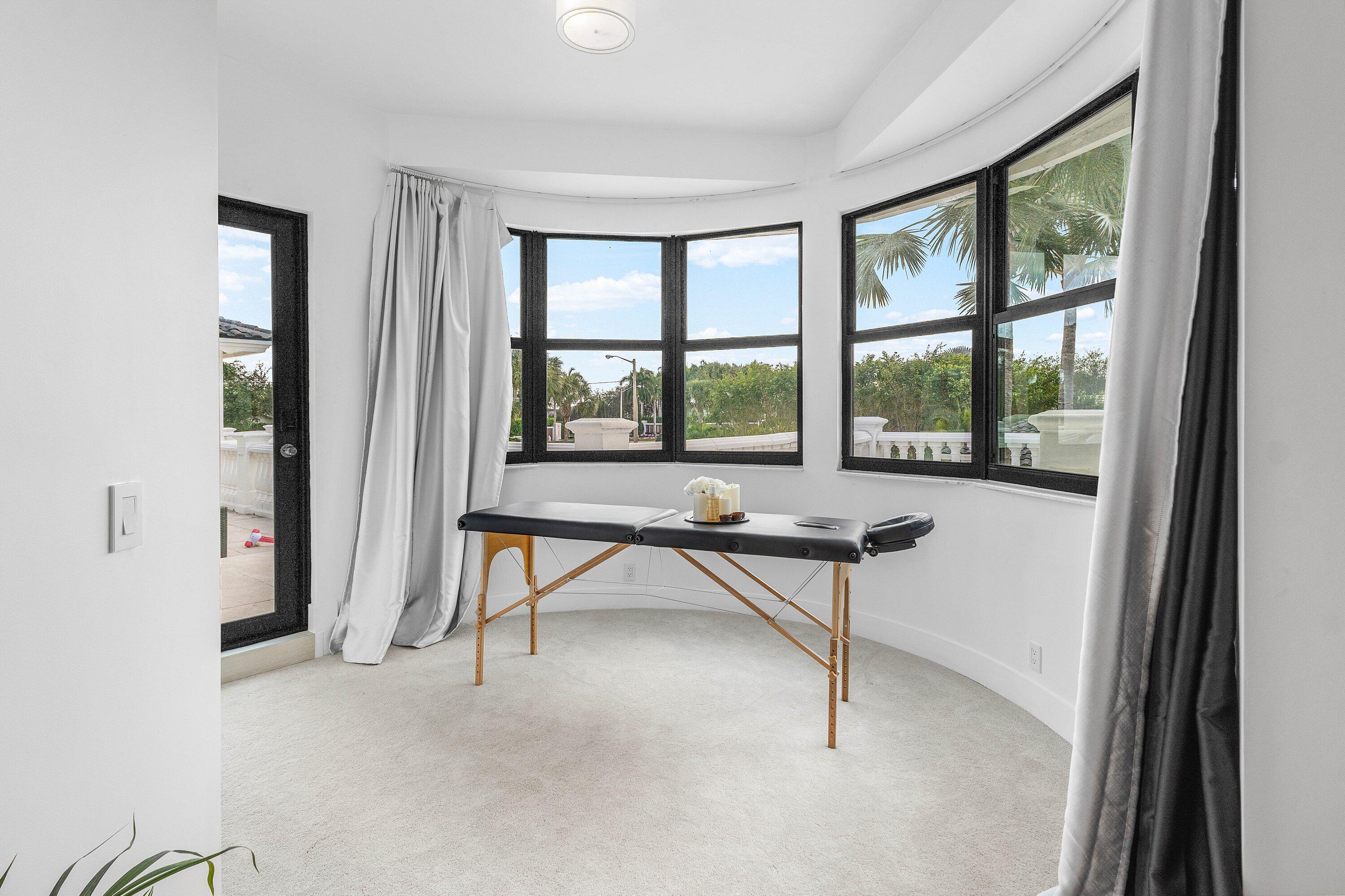 17600 E Fieldbrook, Boca Raton FL 33496