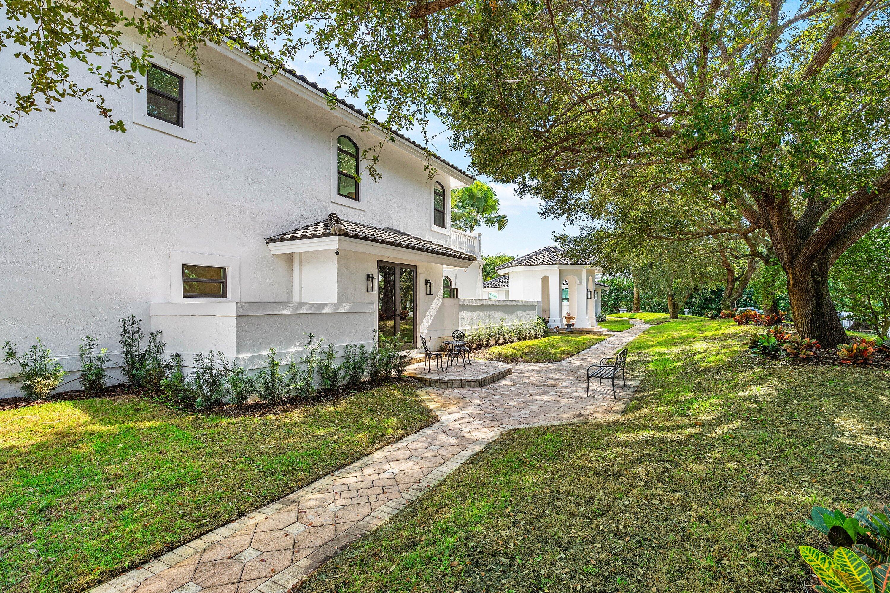 17600 E Fieldbrook, Boca Raton FL 33496