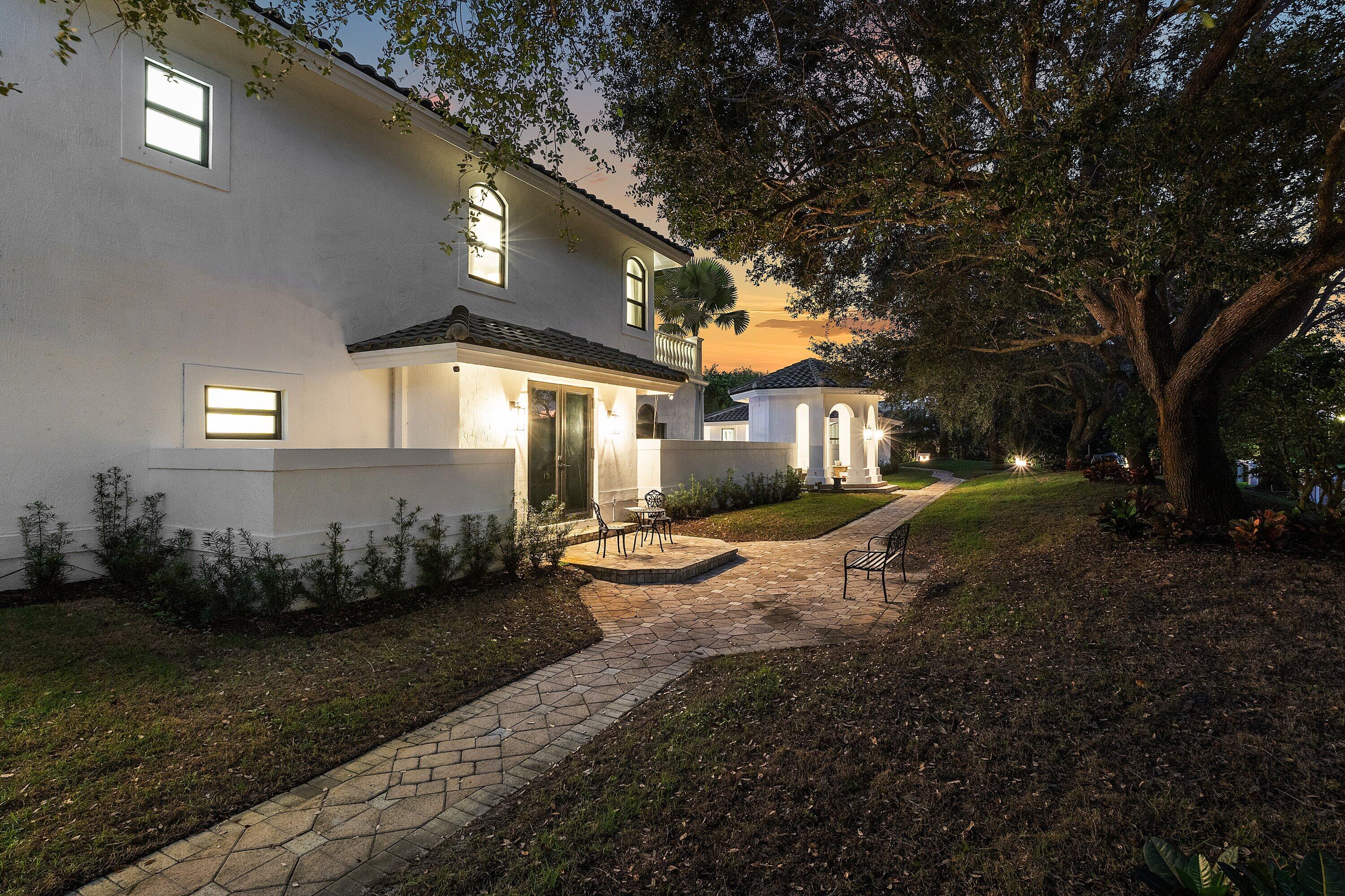 17600 E Fieldbrook, Boca Raton FL 33496