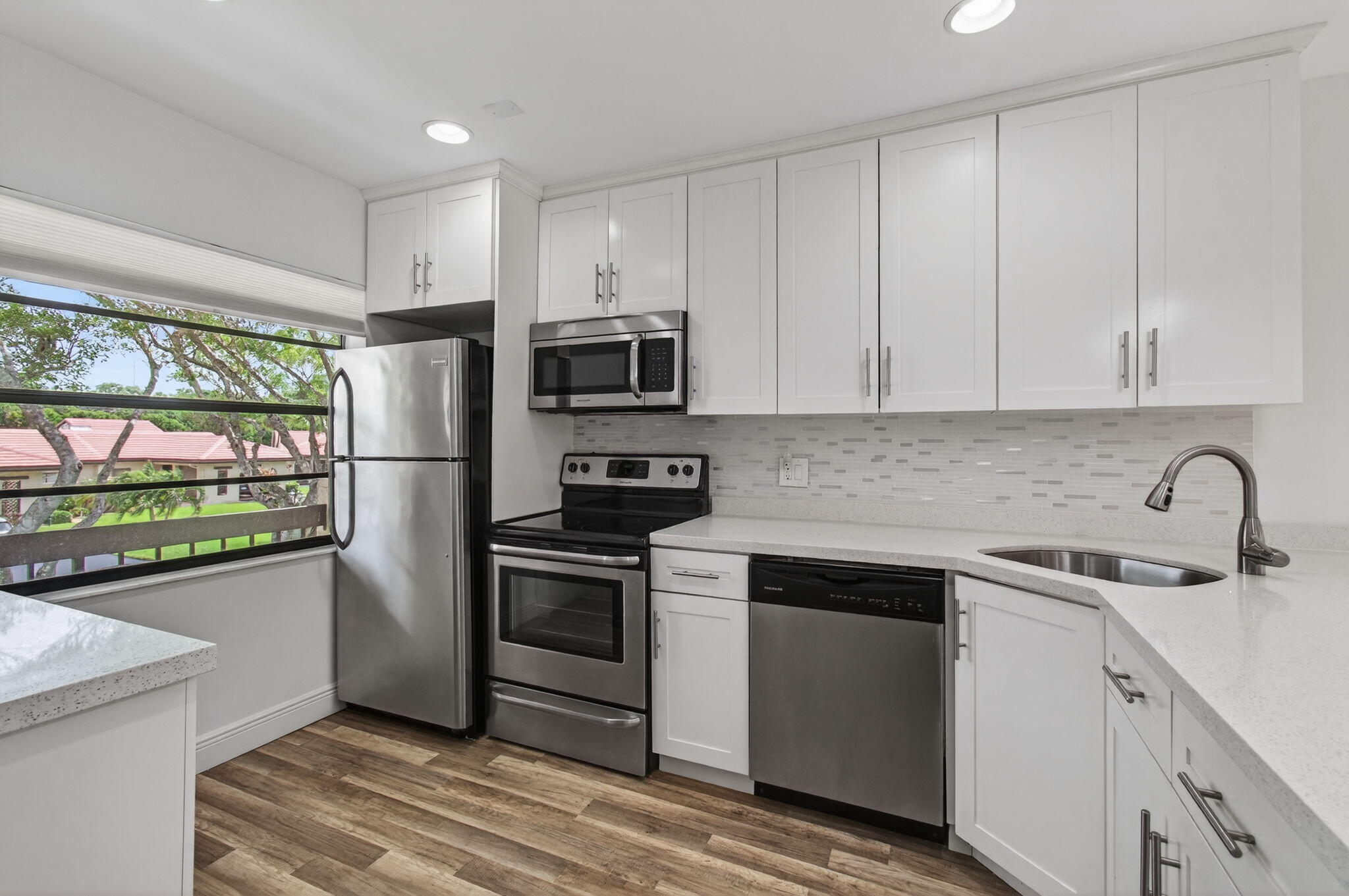 8536 Casa Del Lago #49 -B, Boca Raton FL 33433