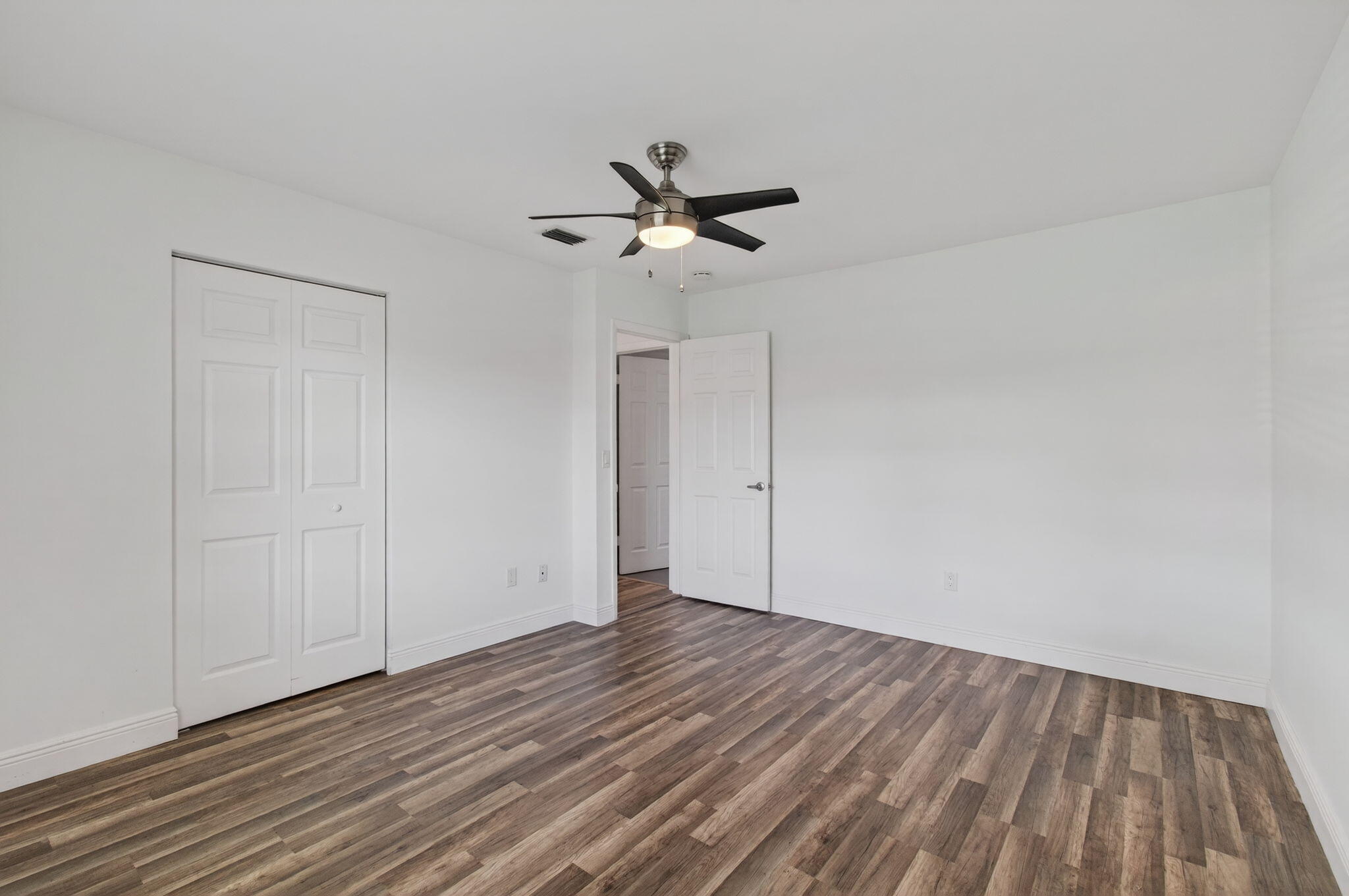 8536 Casa Del Lago #49 -B, Boca Raton FL 33433