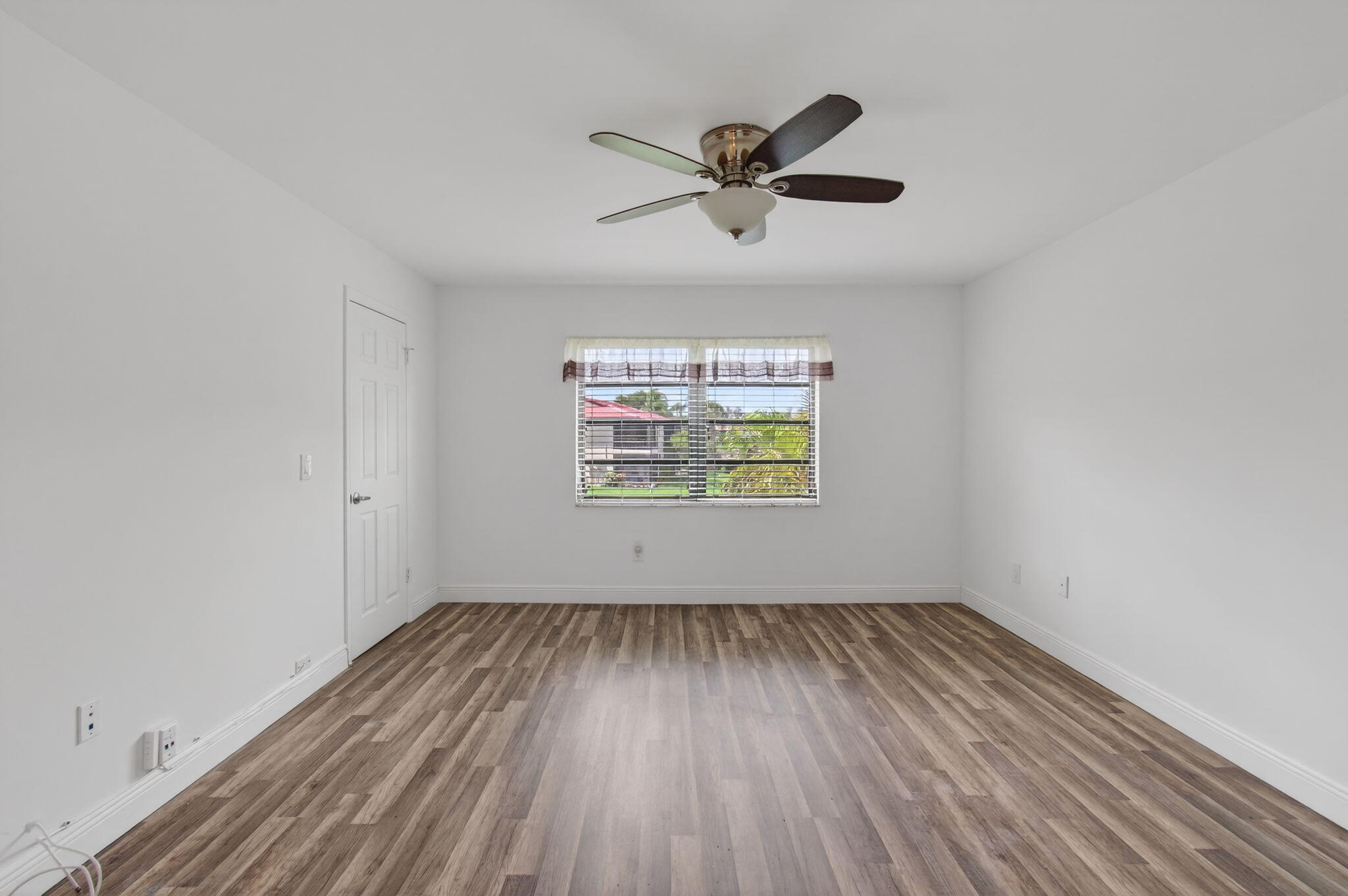 8536 Casa Del Lago #49 -B, Boca Raton FL 33433
