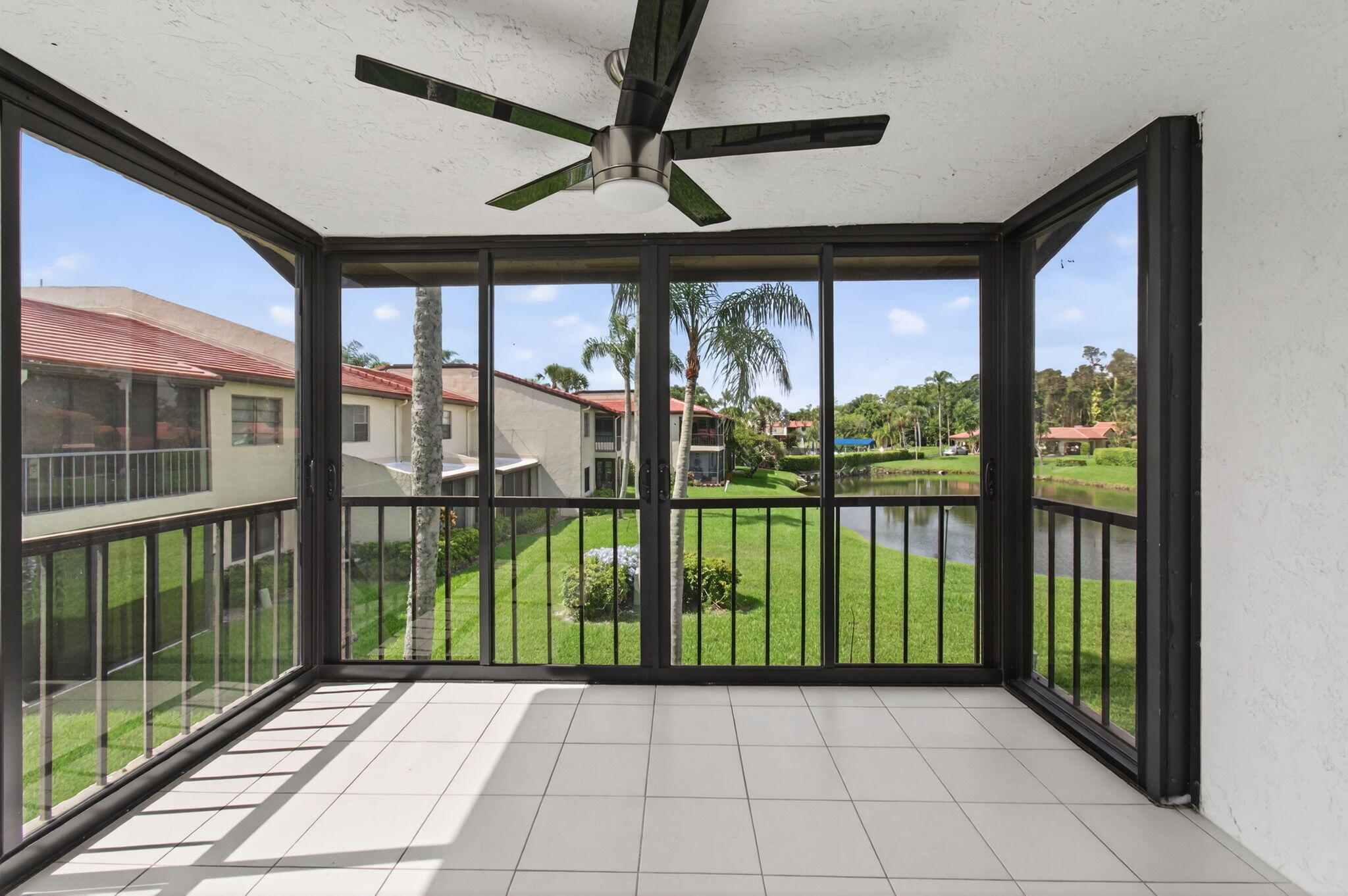 8536 Casa Del Lago #49 -B, Boca Raton FL 33433
