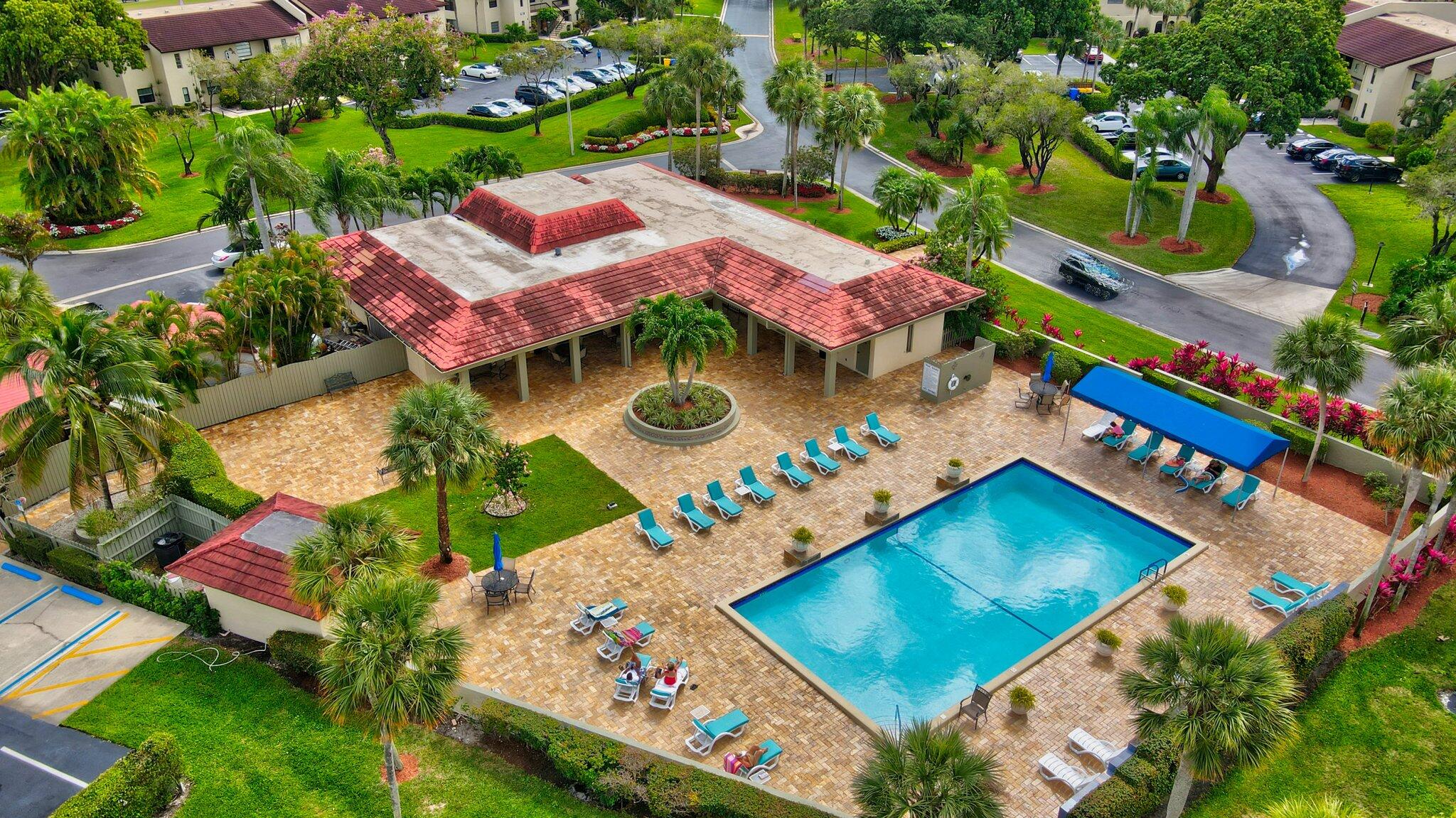 8536 Casa Del Lago #49 -B, Boca Raton FL 33433