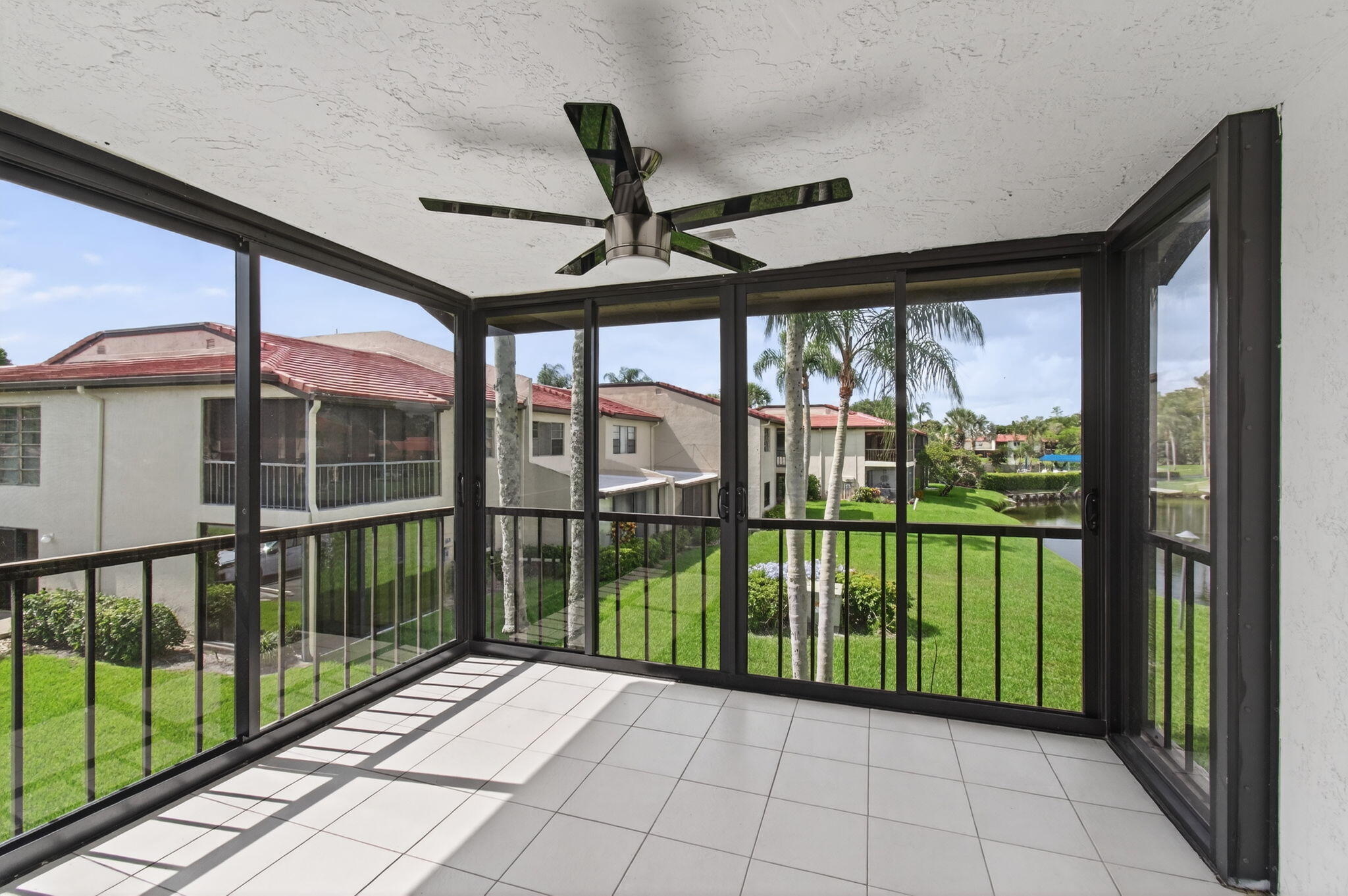 8536 Casa Del Lago #49 -B, Boca Raton FL 33433