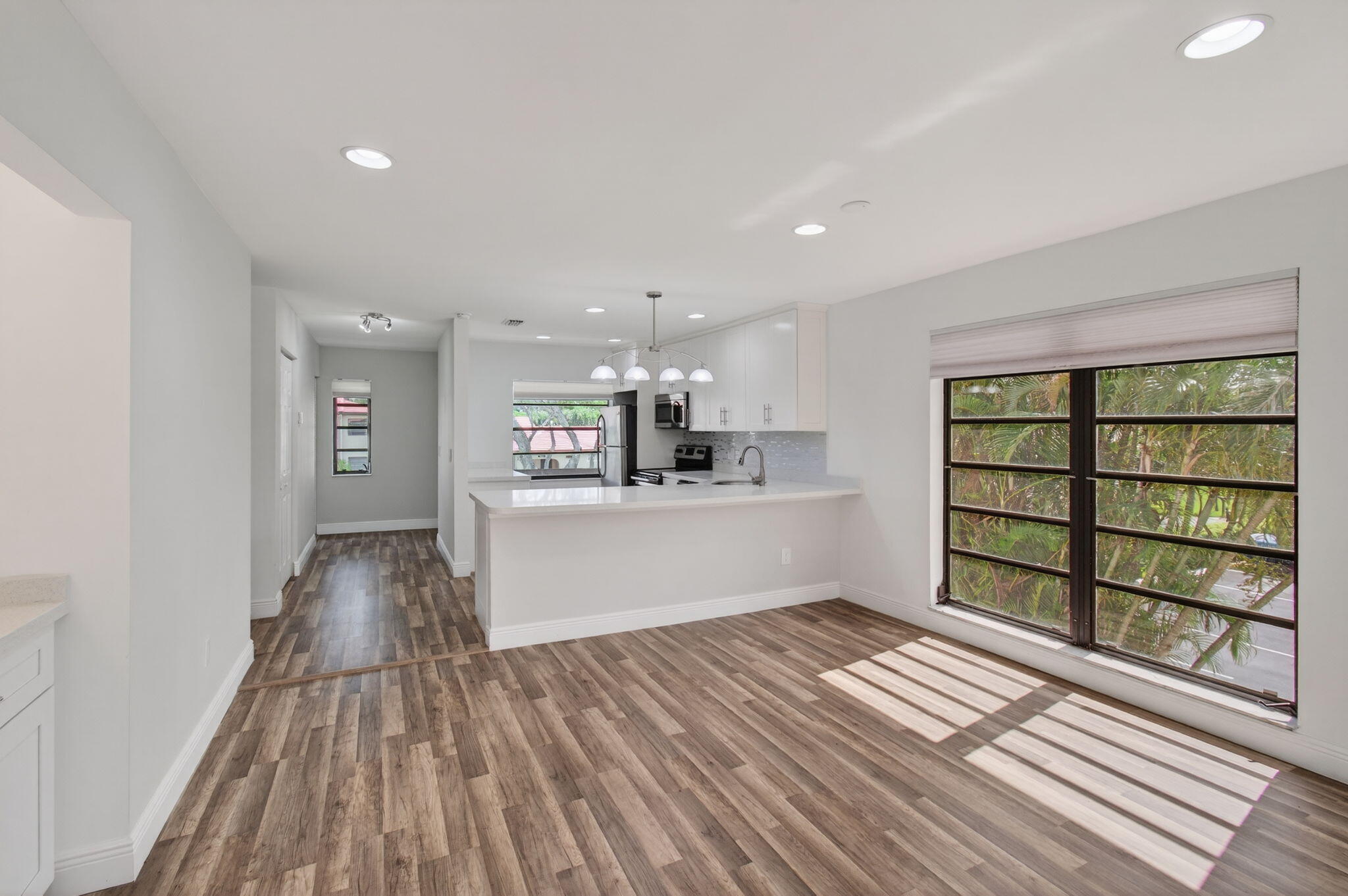 8536 Casa Del Lago #49 -B, Boca Raton FL 33433