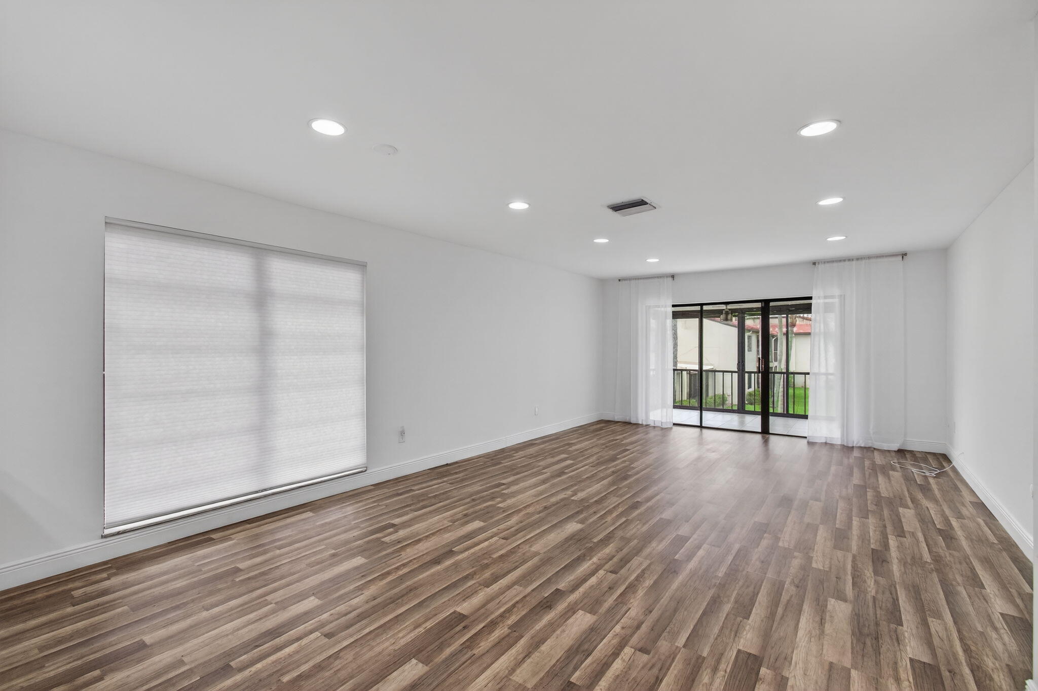 8536 Casa Del Lago #49 -B, Boca Raton FL 33433