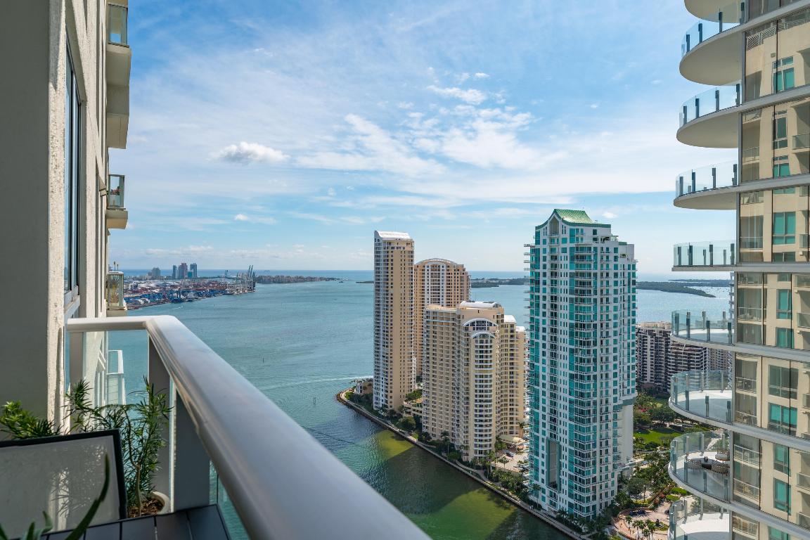300 S Biscayne #T-3604, Miami FL 33131
