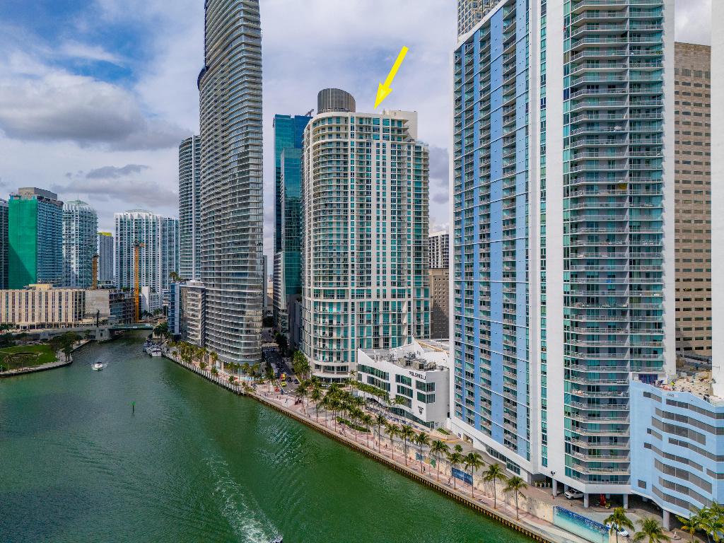 300 S Biscayne #T-3604, Miami FL 33131