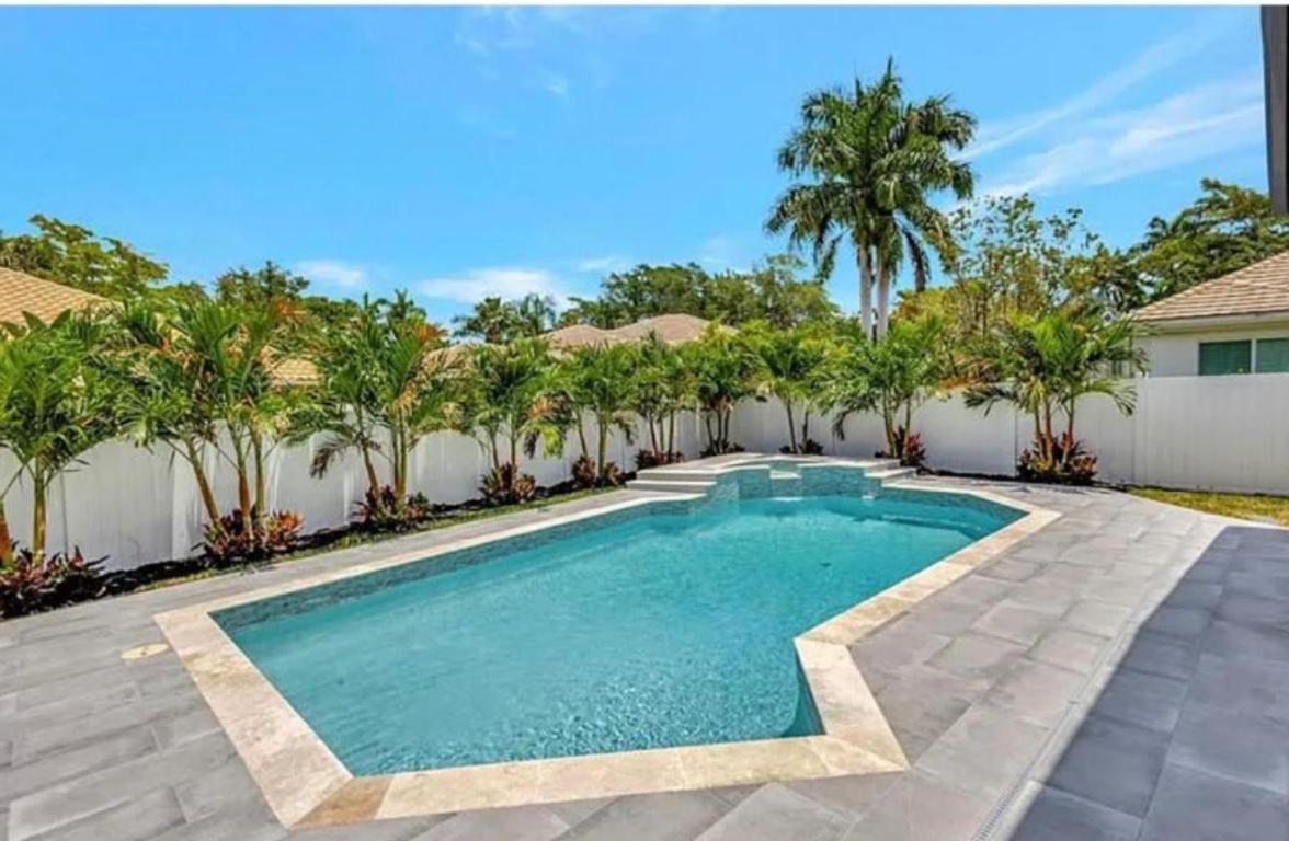 2299 NW 55th, Boca Raton FL 33496