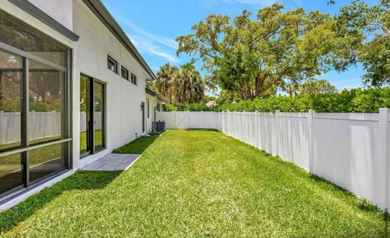 2299 NW 55th, Boca Raton FL 33496