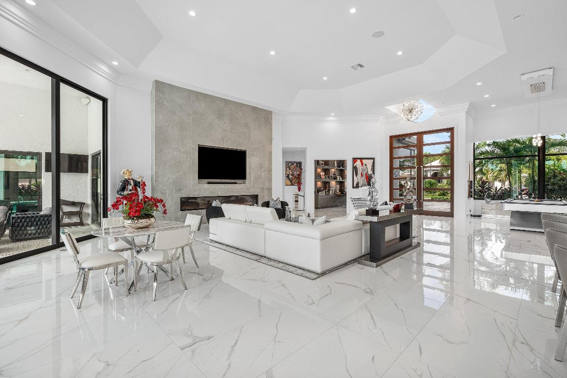 4760 Bocaire, Boca Raton FL 33487
