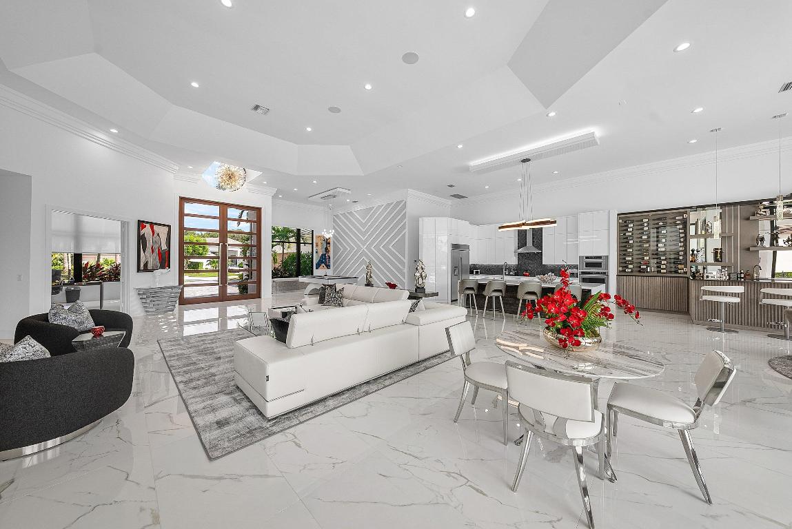 4760 Bocaire, Boca Raton FL 33487