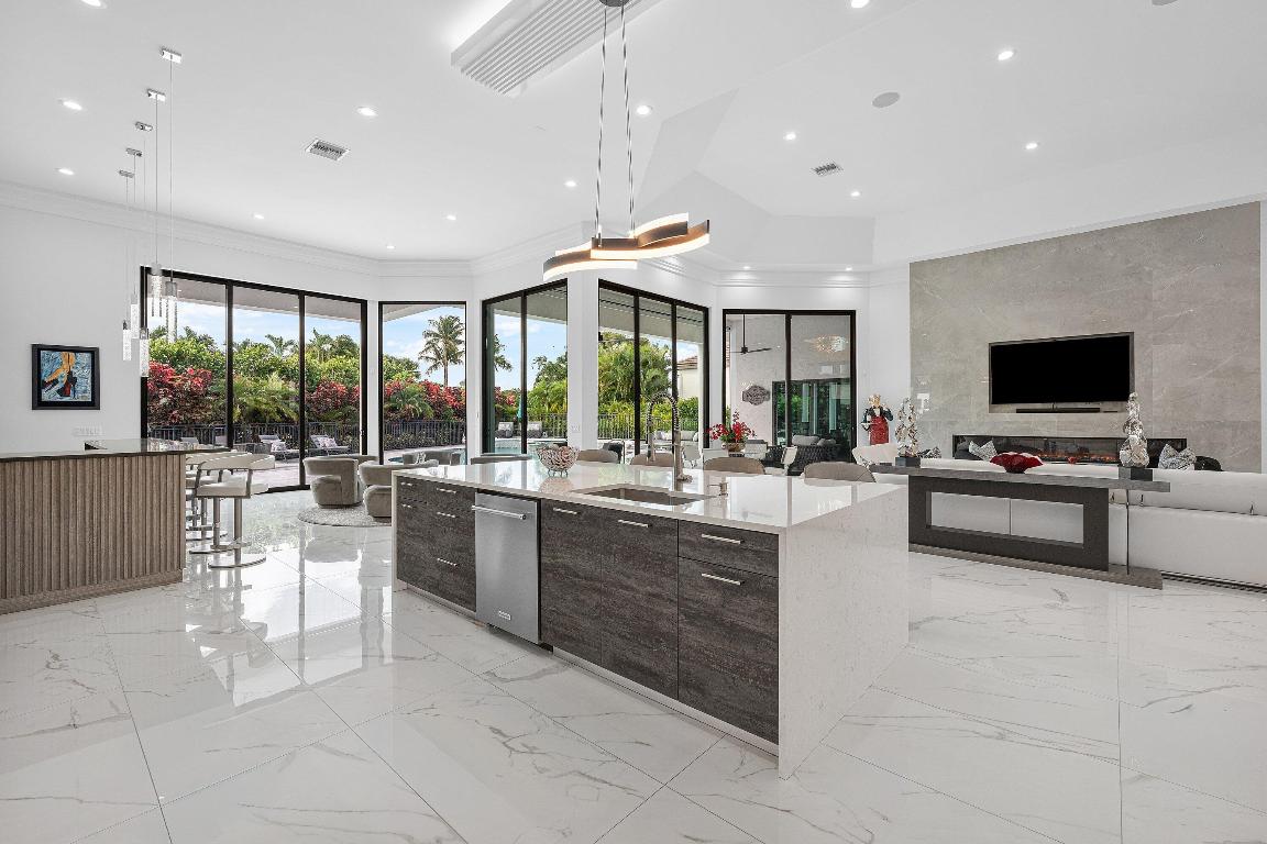 4760 Bocaire, Boca Raton FL 33487