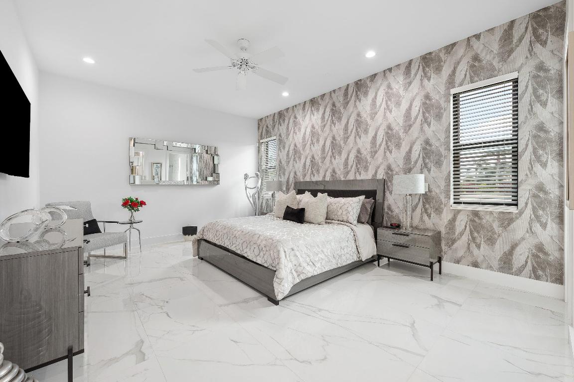 4760 Bocaire, Boca Raton FL 33487